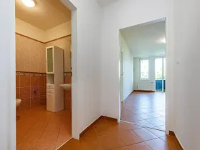 Pronájem bytu 2+kk, Praha - Letňany, Terezínská, 50 m2
