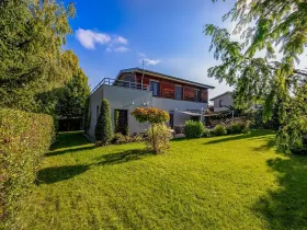 Prodej rodinného domu, Praha - Kolovraty, Lolkova, 159 m2