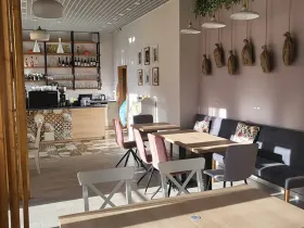 Pronájem restaurace, Praha - Letňany, Chlebovická, 110 m2