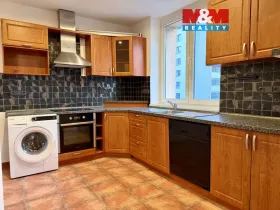 Pronájem bytu 3+1, Žatec, Třebízského, 81 m2