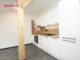 Pronájem bytu 2+kk, Kolín, Kmochova, 44 m2