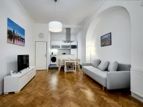 Prodej bytu 2+kk, Praha - Staré Město, Karlova, 55 m2