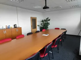 Pronájem kanceláře, Kolín, Plynárenská, 167 m2