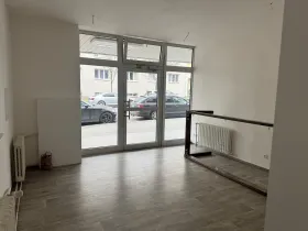 Pronájem obchodního prostoru, Zlín, Zarámí, 22 m2