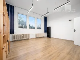 Prodej obchodního prostoru, Praha - Vršovice, Kazašská, 32 m2