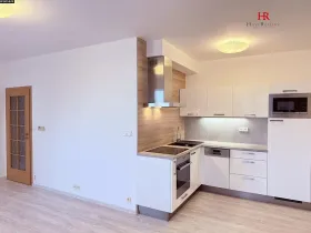 Pronájem bytu 2+kk, Benešov, Dukelská, 51 m2