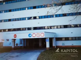 Pronájem garážového stání, Brno, Voroněžská, 16 m2