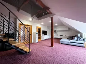 Pronájem bytu 2+1, Praha - Břevnov, Hošťálkova, 98 m2