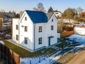 Prodej rodinného domu, Trotina, 155 m2