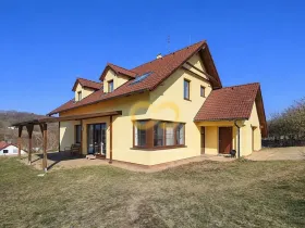 Prodej rodinného domu, Mořina, 239 m2