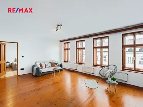 Prodej bytu 4+1, Jindřichův Hradec, Miřiovského, 140 m2