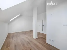 Prodej bytu 2+kk, Praha - Vysočany, Kolmá, 43 m2