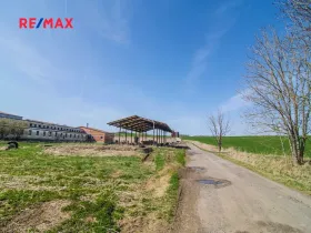 Prodej výrobních prostor, Radkov, 13527 m2