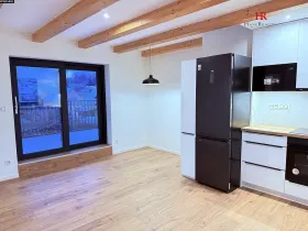 Pronájem bytu 2+kk, Benešov, Ulrichova, 54 m2