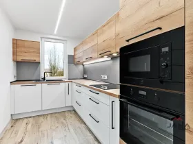 Prodej bytu 3+1, Mělnické Vtelno, Sídliště Střed, 107 m2