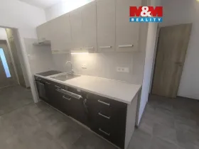 Pronájem bytu 3+1, Ústí nad Labem - Severní Terasa, Kmochova, 82 m2