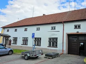 Prodej výrobních prostor, Kroměříž, 398 m2