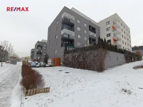 Pronájem bytu 2+kk, Praha - Vysočany, Strnadových, 51 m2