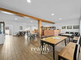 Prodej restaurace, Dobšice, Lahoferova, 797 m2