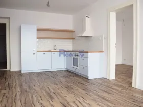 Pronájem bytu 2+kk, Pardubice, Staňkova, 58 m2