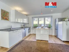 Prodej rodinného domu, Dešenice, 147 m2