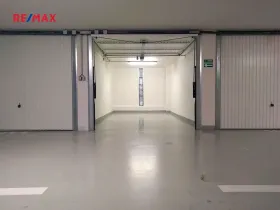 Pronájem garáže, Praha - Prosek, Lovosická, 17 m2
