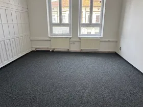 Pronájem kanceláře, Pardubice, Jana Palacha, 24 m2