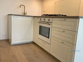 Prodej bytu 2+kk, Praha - Kobylisy, Balabánova, 47 m2