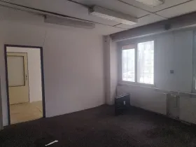 Pronájem kanceláře, Brno, Pod sídlištěm, 30 m2