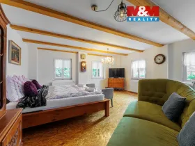 Prodej rodinného domu, Libá, 228 m2