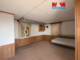 Prodej zahrady, Holice, 388 m2