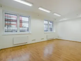 Pronájem kanceláře, Praha - Hloubětín, Nademlejnská, 29 m2