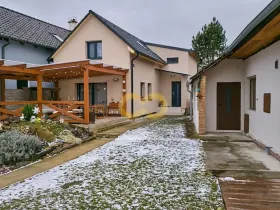 Prodej rodinného domu, Domanín, 160 m2