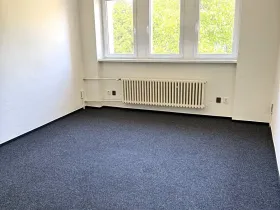 Pronájem kanceláře, Praha - Žižkov, U zásobní zahrady, 476 m2