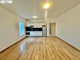 Prodej bytu 1+kk, Brno - Komárov, Slunná, 39 m2