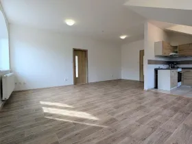 Pronájem bytu 4+kk, Peruc, U Koupaliště, 116 m2