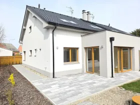 Pronájem rodinného domu, Zeleneč, 170 m2