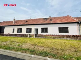 Pronájem bytu 2+1, Bzenec, Veselská, 75 m2