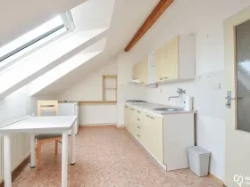 Prodej bytu 1+1, Olomouc, Přerovská, 33 m2