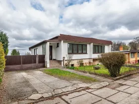 Prodej rodinného domu, Červené Pečky, Na Parkáně, 126 m2