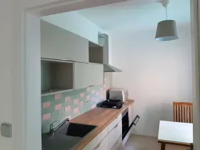 Pronájem bytu 2+1, Praha - Vršovice, Na stezce, 50 m2