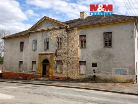 Prodej rodinného domu, Štěkeň, U Zámku, 834 m2