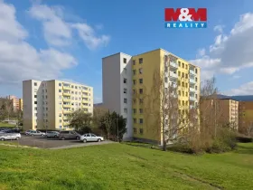 Pronájem bytu 1+kk, Ústí nad Labem - Krásné Březno, Neštěmická, 32 m2
