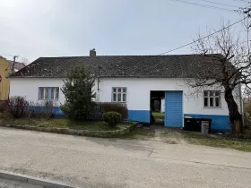 Prodej rodinného domu, Kojátky, 280 m2