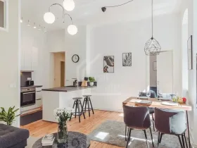 Pronájem bytu 2+kk, Praha, Pernerova, 65 m2