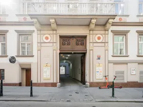 Pronájem kanceláře, Praha - Nové Město, Krakovská, 146 m2