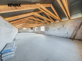 Prodej rodinného domu, Lužná, Havlíčkova, 215 m2