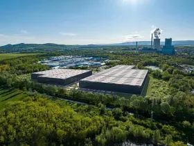 Pronájem skladu, Bílina, 13414 m2