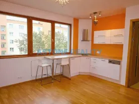 Pronájem bytu 1+kk, Praha - Břevnov, Brunclíkova, 30 m2