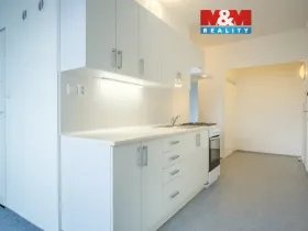 Prodej bytu 2+1, Kadaň, Na Podlesí, 56 m2
